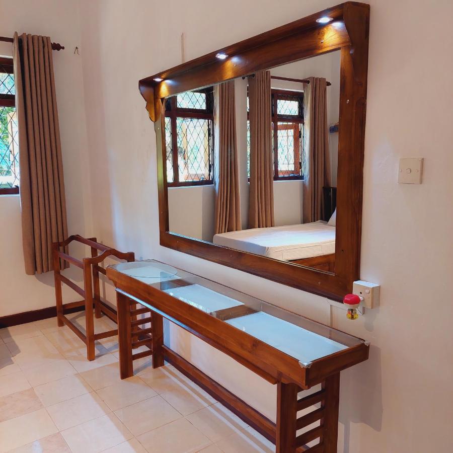 Golden Villa Kandy - "Free Pickup From Kandy " Bagian luar foto