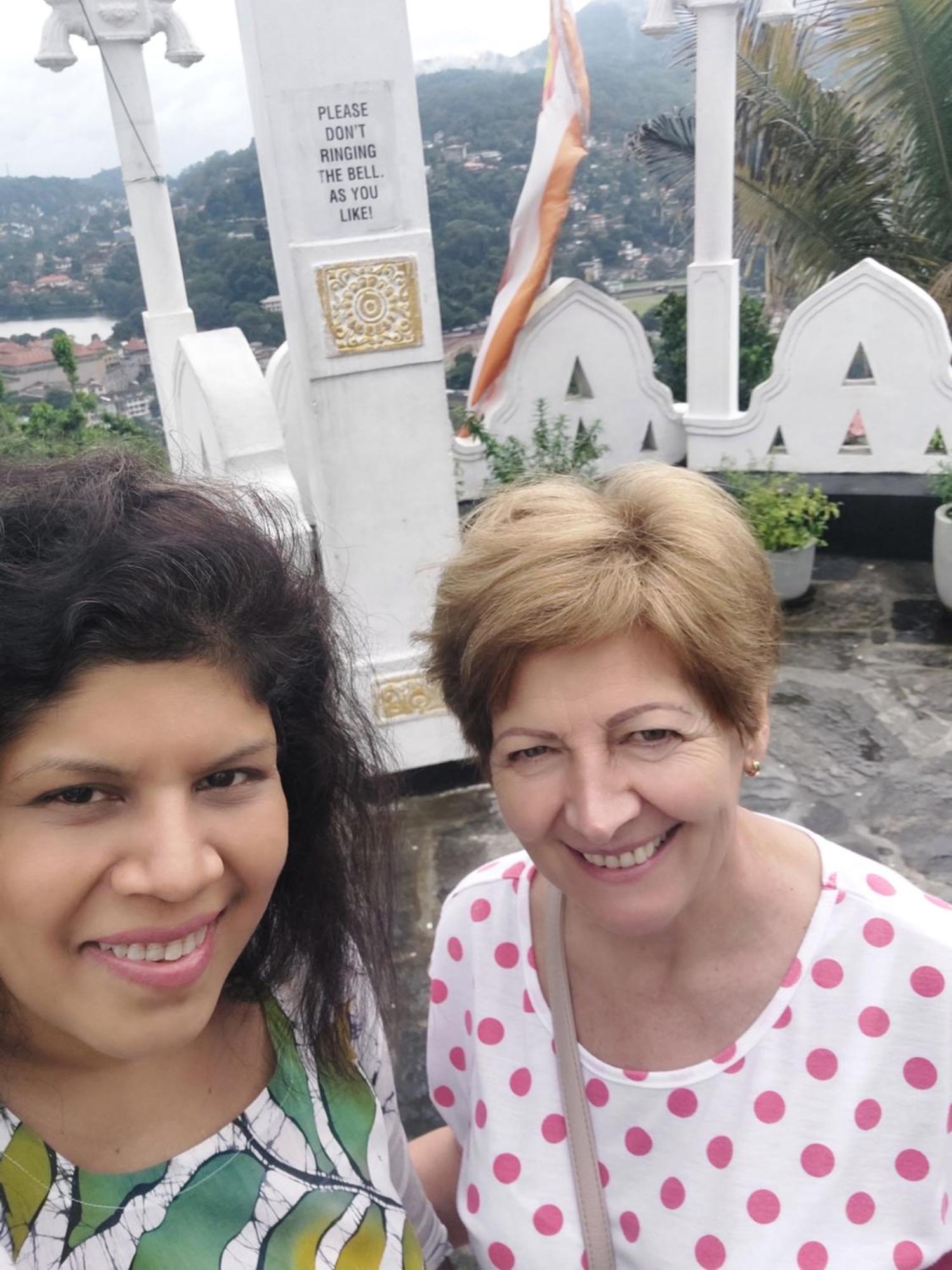 Golden Villa Kandy - "Free Pickup From Kandy " Bagian luar foto