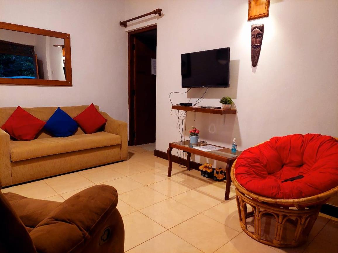 Golden Villa Kandy - "Free Pickup From Kandy " Bagian luar foto